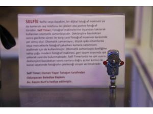 Dünyanın ilk selfie (özçekim) makinesi