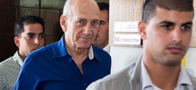 Eski İsrail Başbakanı Olmert hapisten çıktı