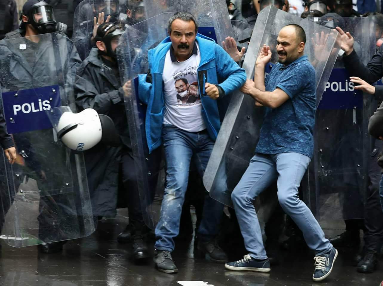Veli Saçılık ve eşi gözaltına alındı