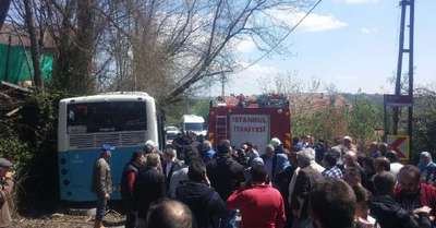 Özel Halk Otobüsü yol kenarındaki kadınları ezdi;1 ölü 1 yaralı