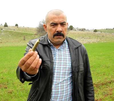 Kızıl geyikleri öldürüp, etlerini aldılar