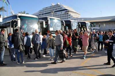 Anzak torunları Kuşadası'nda