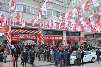 Gaziantep'te Saadet Partisi Seçim Koordinasyon Merkezi açıldı