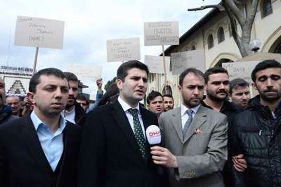 Ülkü Ocakları'ndan Kabe maketini protesto