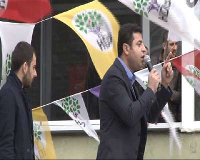 Demirtaş, Esenler'de konuştu