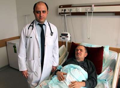 Kök hücre nakliyle bacakları kesilmedi, yürüyor