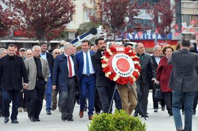 CHP'li İnce: Bu seçim saraylılarla yoksul halk arasında geçiyor