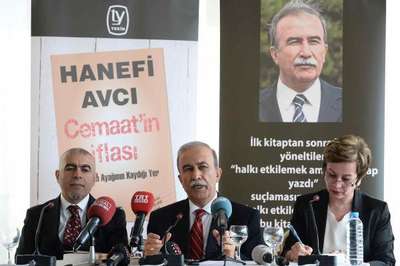 Avcı, yeni kitabını tanıttı