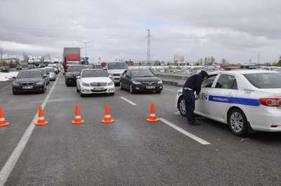 Akseki- Seydişehir yolu kar nedeniyle kapandı (2)