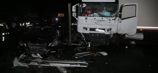 Gurbetçi aile tırın altında kaldı: 6 ölü