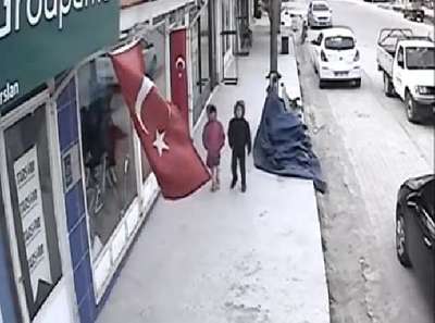 Çocukların bayrak sevgisi