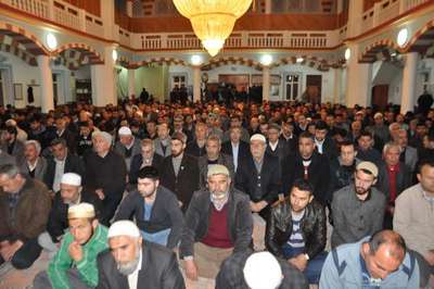 Adıyaman’da camiler doldu, taştı