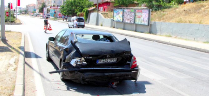 Gurbetçi aile dönüş yolunda kaza yaptı