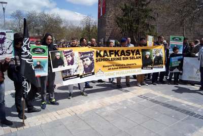 Kayseri'de cuma namazı çıkışı Rusya'yı protesto eylemi