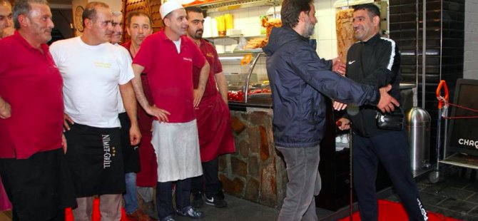 Gazi, Almanya'da kırmızı halıyla karşılandı