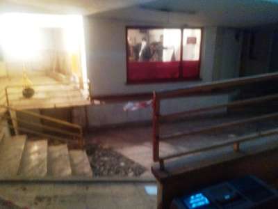 Kimliği belirsiz erkek cesedi kokudan bulundu