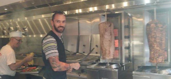 Dünya şampiyonu Londra'da kebap pişirdi