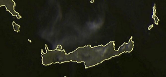Yangın dumanları Girit’i sardı