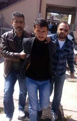 Eşiyle ilişkisi olduğu iddiasıyla uyuşturucu satıcısını bıçaklayarak öldürdü