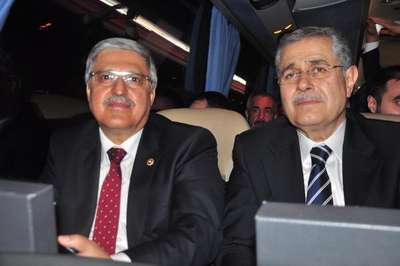 Ak Parti adayı Gaydalı, HDP'den rakibi ağabeyine başarı diledi