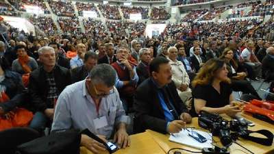 Almanya'da CHP'den coşkulu miting