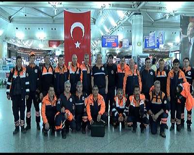 Türk kurtarma ekipleri Katmandu'ya gitti