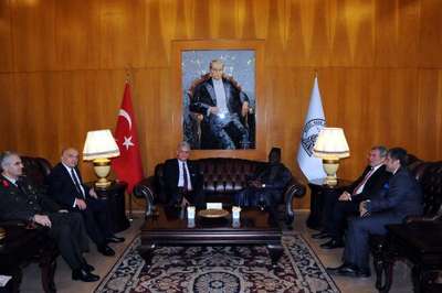 Senegal Devlet Başkanı Sall’ı Bakan Bozkır uğurladı