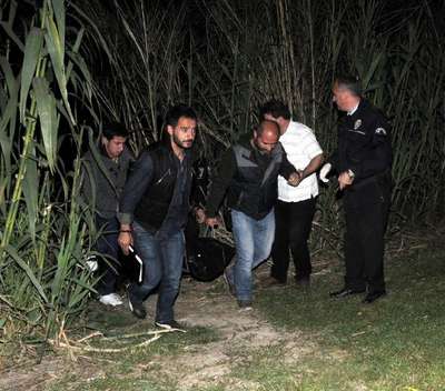 Antalya'da kayıp liseli falezdeki ovukta ölü bulundu