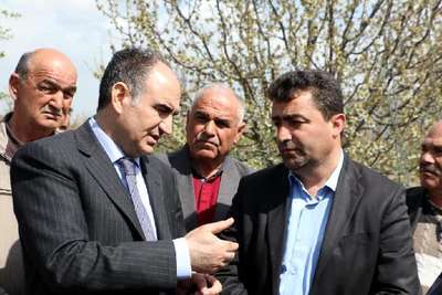 Isparta'da tarım arazilerini don vurdu