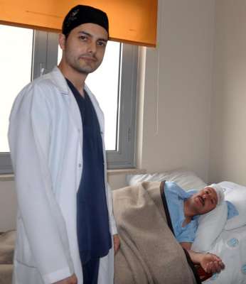 Bitlis Devlet Hastanesi'nde ilk kez kapalı fıtık ameliyatı yapıldı