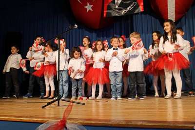 ADD’nin düzenlediği 23 Nisan coşkuyla kutlandı
