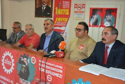 Bursa'daki Renault işçilerine Fransa’dan sendikacı desteği