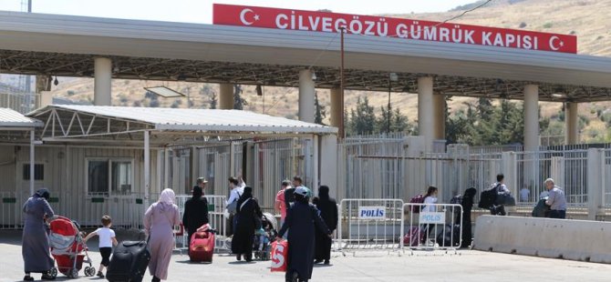 Suriyeliler bayramlaşıp geri gelecekler