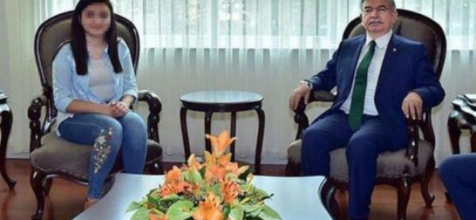 Genç kız, eğitim bakanını kandırmış