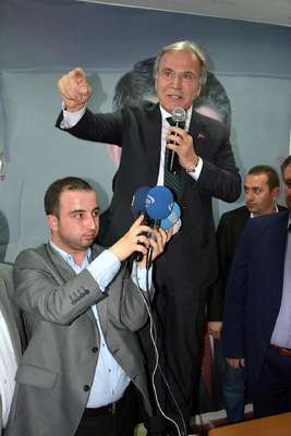 Ak Partili Şahin: Geçmişte sempati duymuş bir kişi olarak üzüntü duyuyorum (2)