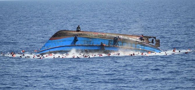 Hindistan'da tekne alabora oldu: 19 ölü