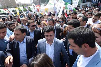 Demirtaş'tan Erdoğan'a yanıt: O 'yok' dedi diye yok olmuyor