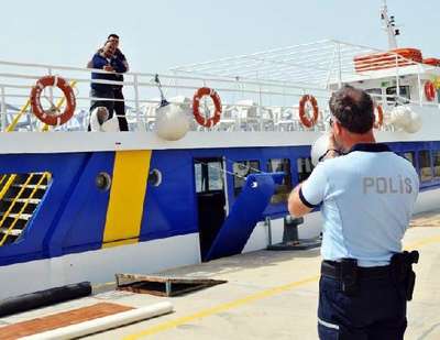 Bodrum Gümrüğü'nde feribotta rehine tatbikatı