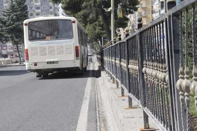 Şanlıurfa’da kazalara karşı demir korkuluklu önlem
