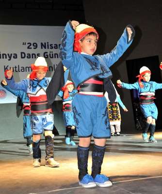 Bodrumlular Dünya Dans Günü'nü kutladı