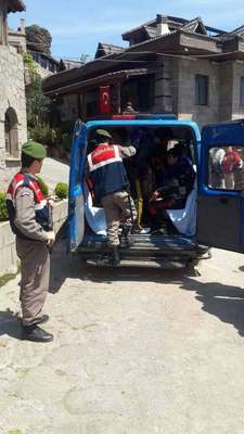 43 kaçak son anda yakalandı