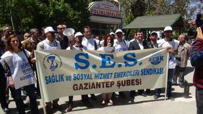 Sağlıkçılar fiili hizmet zammı istiyor