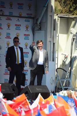 Davutoğlu'nun Taksim için son sözü: Kaos çıkarmayın izin vermeyiz