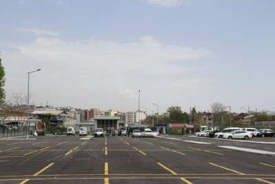 İSPARK'ın Yenikapı'daki 300 araçlık otoparkı hizmete açıldı