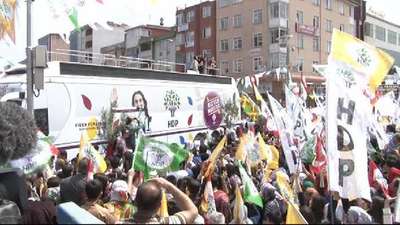 Demirtaş: Siz kendi kralınıza tansiyon hapı ayarlayın