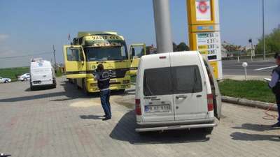 TIR şoförü, benzinliğe park ettiği aracında kalp krizinden öldü