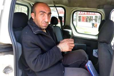 Parktaki taciz zanlısı tepki üzerine polise sığındı