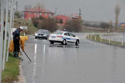 Yozgat'a dolu yağdı