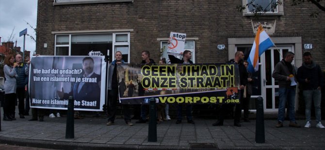 Hollanda'da İslam karşıtı gösteri: Camileri istemiyoruz