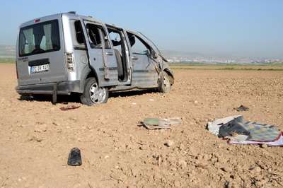 Cizre'de şarampole yuvarlanan araçta 2 ölü, 4 yaralı